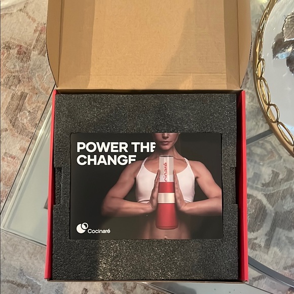 Red Portable Blender Set - Picture 8 of 8